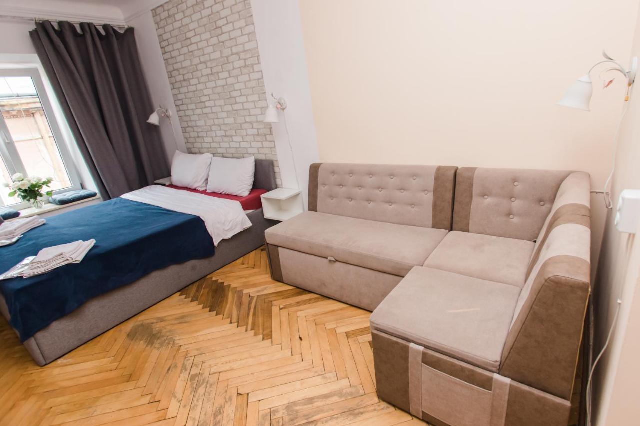Mary Apartment Lviv Bagian luar foto